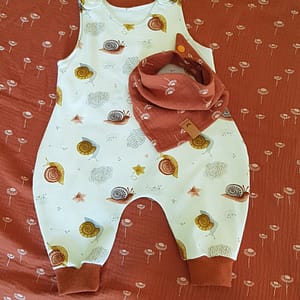 Baby Strampler Romper für Jungen und Mädchen - Rote Schnecken
